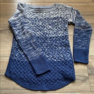 Hooked Up by IOT Blue Ombre Crewneck Knit Sweater